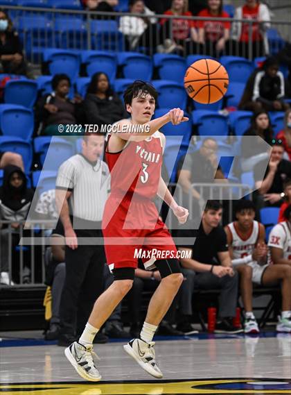 Thumbnail 2 in Maumelle vs. Vilonia  (AAA 5A State Playoff 1st round) photogallery.
