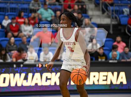 Thumbnail 1 in Maumelle vs. Vilonia  (AAA 5A State Playoff 1st round) photogallery.