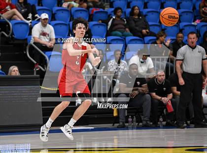 Thumbnail 3 in Maumelle vs. Vilonia  (AAA 5A State Playoff 1st round) photogallery.
