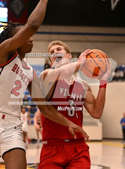 Thumbnail 2 in Maumelle vs. Vilonia  (AAA 5A State Playoff 1st round) photogallery.