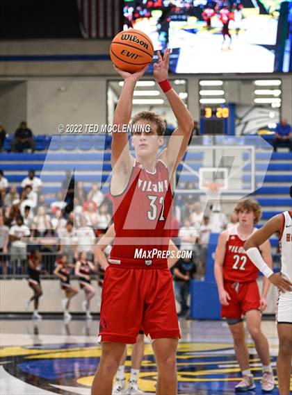Thumbnail 2 in Maumelle vs. Vilonia  (AAA 5A State Playoff 1st round) photogallery.