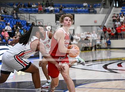 Thumbnail 1 in Maumelle vs. Vilonia  (AAA 5A State Playoff 1st round) photogallery.