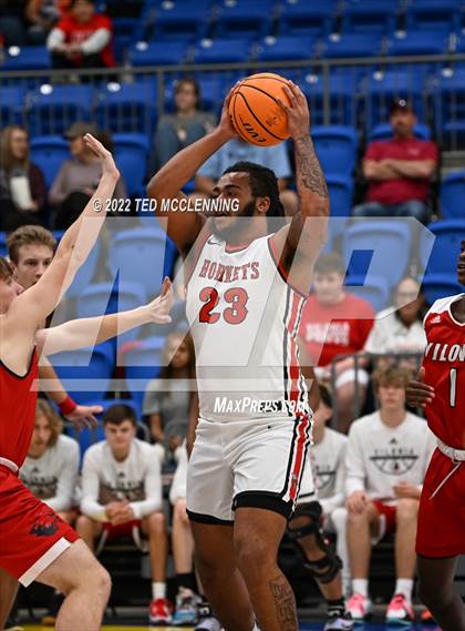 Thumbnail 1 in Maumelle vs. Vilonia  (AAA 5A State Playoff 1st round) photogallery.