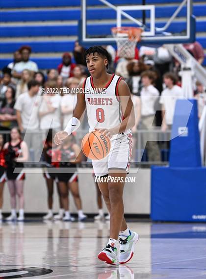 Thumbnail 3 in Maumelle vs. Vilonia  (AAA 5A State Playoff 1st round) photogallery.