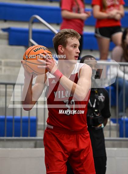 Thumbnail 3 in Maumelle vs. Vilonia  (AAA 5A State Playoff 1st round) photogallery.