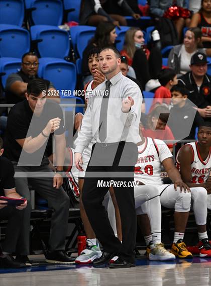 Thumbnail 3 in Maumelle vs. Vilonia  (AAA 5A State Playoff 1st round) photogallery.