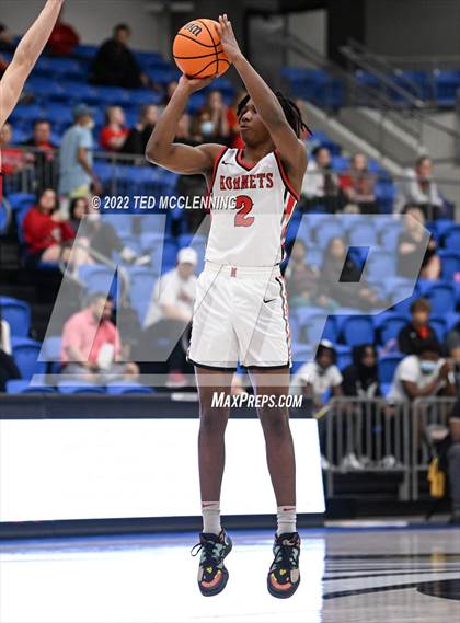 Thumbnail 3 in Maumelle vs. Vilonia  (AAA 5A State Playoff 1st round) photogallery.