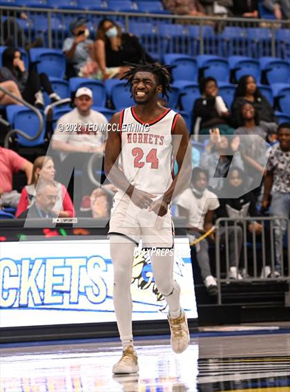 Thumbnail 2 in Maumelle vs. Vilonia  (AAA 5A State Playoff 1st round) photogallery.