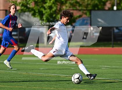 Thumbnail 3 in North Haven @ Coginchaug Regional photogallery.