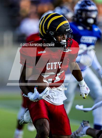 Thumbnail 2 in CIF Central Section All-Star Game photogallery.