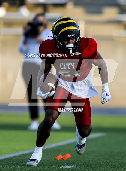 Thumbnail 3 in CIF Central Section All-Star Game photogallery.