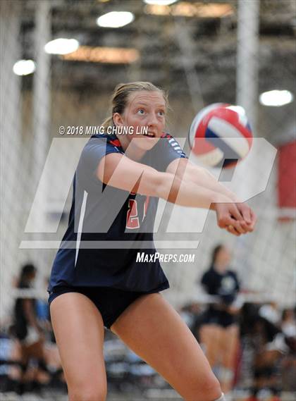 Thumbnail 1 in Mater Dei vs. Tesoro (Queen's Court Tournament) photogallery.