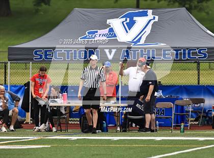 Thumbnail 3 in Penn Yan Academy vs. Chenango Forks (NYSPHAA Class C State Final) photogallery.