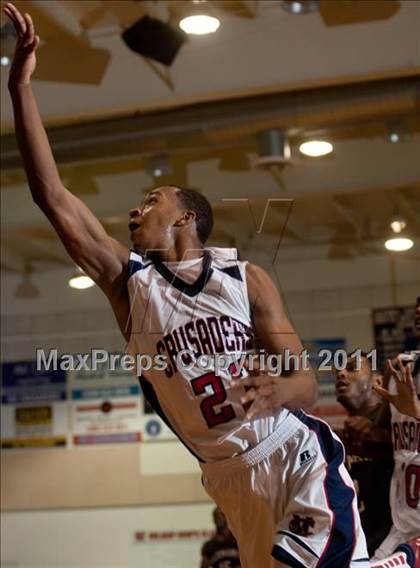 Thumbnail 2 in Modesto Christian vs. Alemany photogallery.