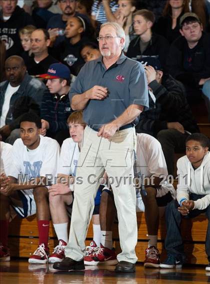 Thumbnail 2 in Modesto Christian vs. Alemany photogallery.