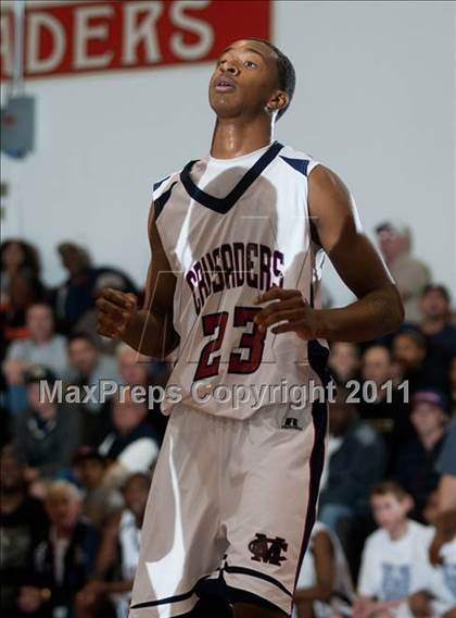 Thumbnail 2 in Modesto Christian vs. Alemany photogallery.