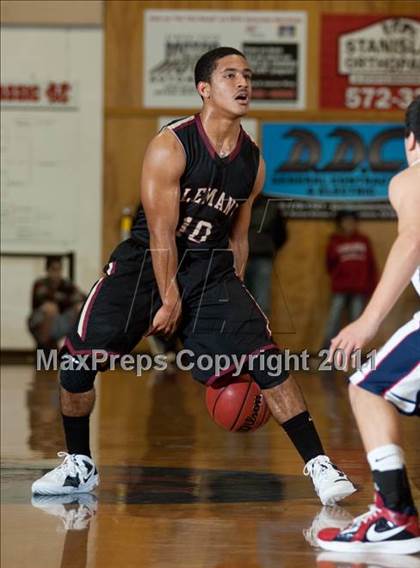 Thumbnail 2 in Modesto Christian vs. Alemany photogallery.