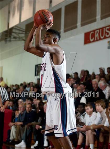 Thumbnail 2 in Modesto Christian vs. Alemany photogallery.