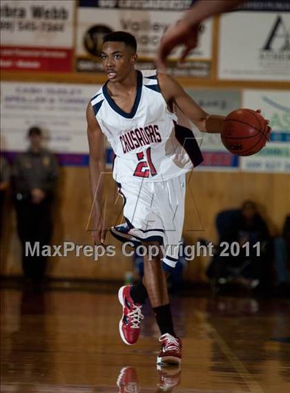 Thumbnail 3 in Modesto Christian vs. Alemany photogallery.