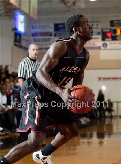 Thumbnail 3 in Modesto Christian vs. Alemany photogallery.