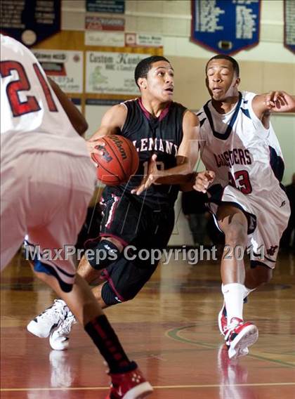Thumbnail 3 in Modesto Christian vs. Alemany photogallery.