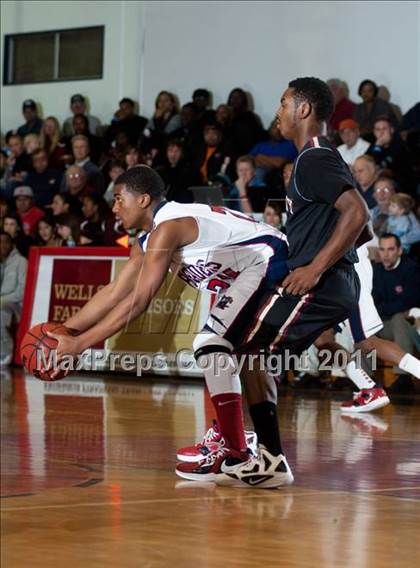 Thumbnail 1 in Modesto Christian vs. Alemany photogallery.
