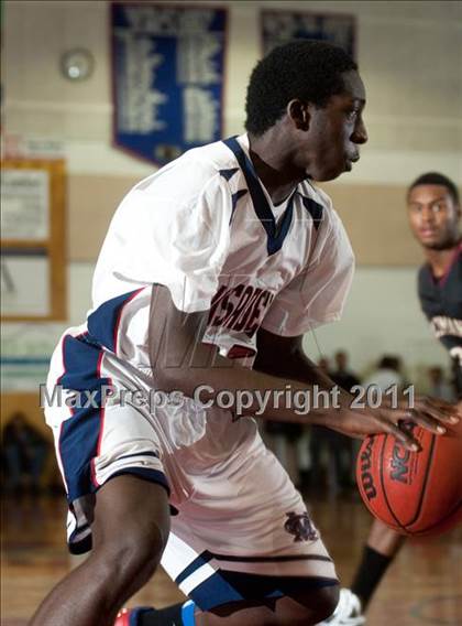 Thumbnail 3 in Modesto Christian vs. Alemany photogallery.