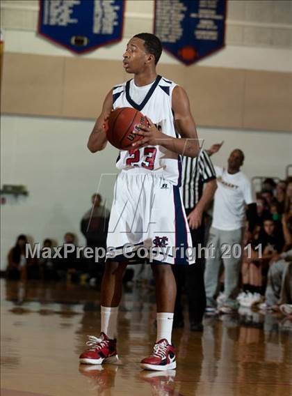 Thumbnail 3 in Modesto Christian vs. Alemany photogallery.