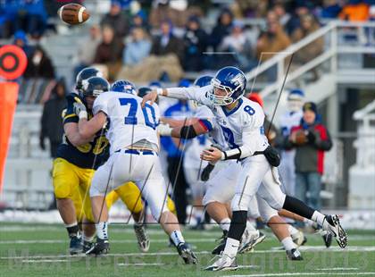 Thumbnail 3 in Lower Dauphin vs. Central Catholic (PIAA Class AAAA Semifinal) photogallery.
