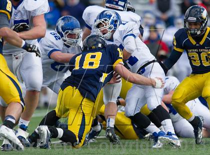 Thumbnail 1 in Lower Dauphin vs. Central Catholic (PIAA Class AAAA Semifinal) photogallery.