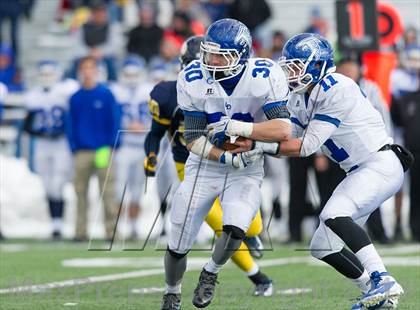 Thumbnail 1 in Lower Dauphin vs. Central Catholic (PIAA Class AAAA Semifinal) photogallery.