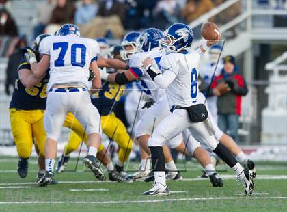 Thumbnail 2 in Lower Dauphin vs. Central Catholic (PIAA Class AAAA Semifinal) photogallery.