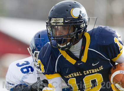 Thumbnail 3 in Lower Dauphin vs. Central Catholic (PIAA Class AAAA Semifinal) photogallery.