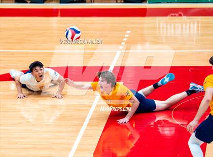Thumbnail 1 in Thomas Worthington vs. Archbishop Moeller (OHSAA DI State Semifinals) photogallery.