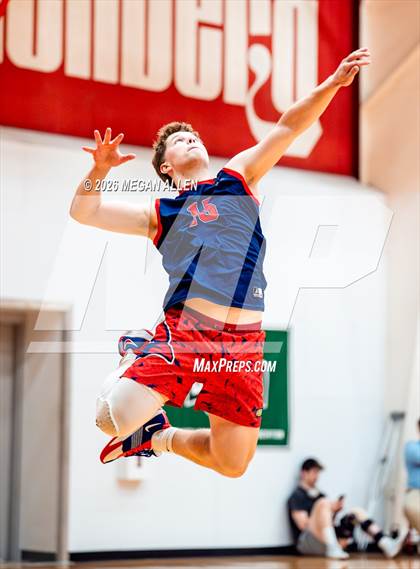 Thumbnail 1 in Thomas Worthington vs. Archbishop Moeller (OHSAA DI State Semifinals) photogallery.
