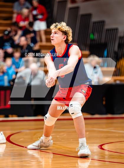 Thumbnail 3 in Thomas Worthington vs. Archbishop Moeller (OHSAA DI State Semifinals) photogallery.