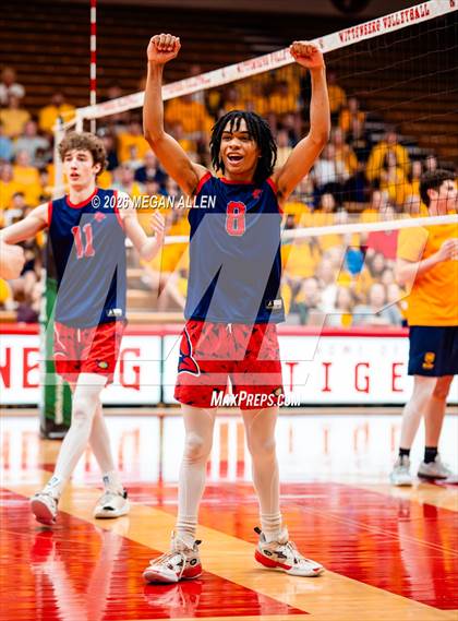 Thumbnail 1 in Thomas Worthington vs. Archbishop Moeller (OHSAA DI State Semifinals) photogallery.