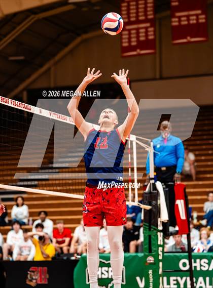 Thumbnail 1 in Thomas Worthington vs. Archbishop Moeller (OHSAA DI State Semifinals) photogallery.