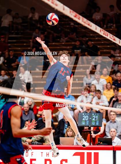 Thumbnail 1 in Thomas Worthington vs. Archbishop Moeller (OHSAA DI State Semifinals) photogallery.