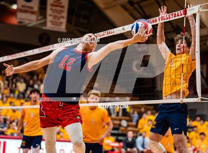 Thumbnail 1 in Thomas Worthington vs. Archbishop Moeller (OHSAA DI State Semifinals) photogallery.
