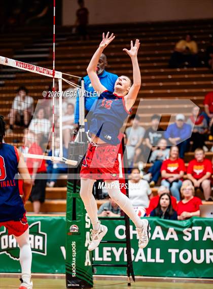Thumbnail 3 in Thomas Worthington vs. Archbishop Moeller (OHSAA DI State Semifinals) photogallery.