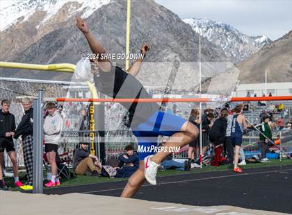 Thumbnail 3 in Early Bird Invitational (High Jump) photogallery.