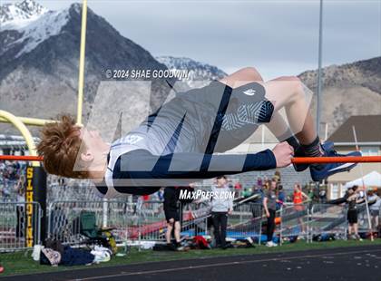 Thumbnail 2 in Early Bird Invitational (High Jump) photogallery.