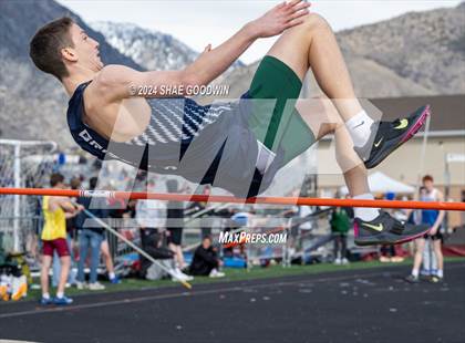 Thumbnail 1 in Early Bird Invitational (High Jump) photogallery.