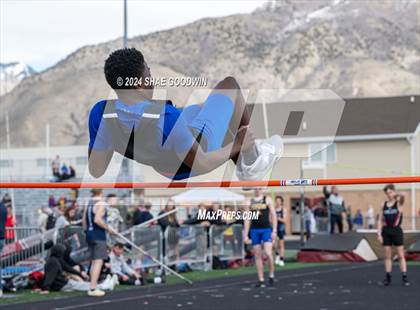 Thumbnail 1 in Early Bird Invitational (High Jump) photogallery.