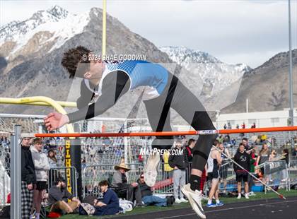 Thumbnail 3 in Early Bird Invitational (High Jump) photogallery.