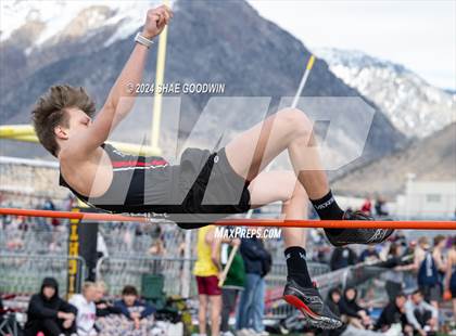 Thumbnail 3 in Early Bird Invitational (High Jump) photogallery.