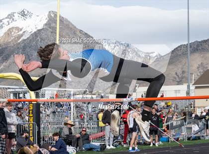 Thumbnail 2 in Early Bird Invitational (High Jump) photogallery.