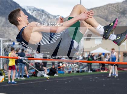 Thumbnail 2 in Early Bird Invitational (High Jump) photogallery.