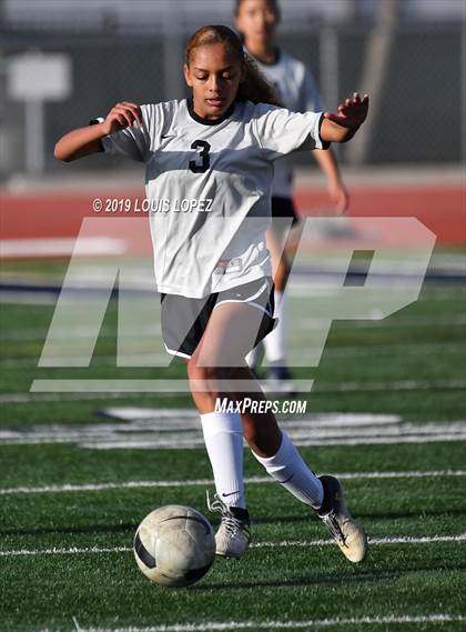 Thumbnail 1 in FR: Ayala @ Chino Hills photogallery.